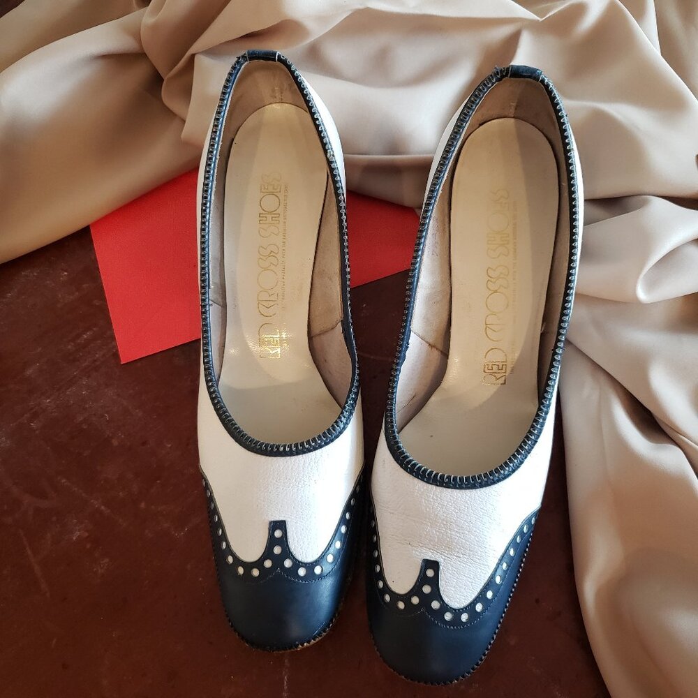 VINTAGE RED CROSS WING TIP PUMPS
